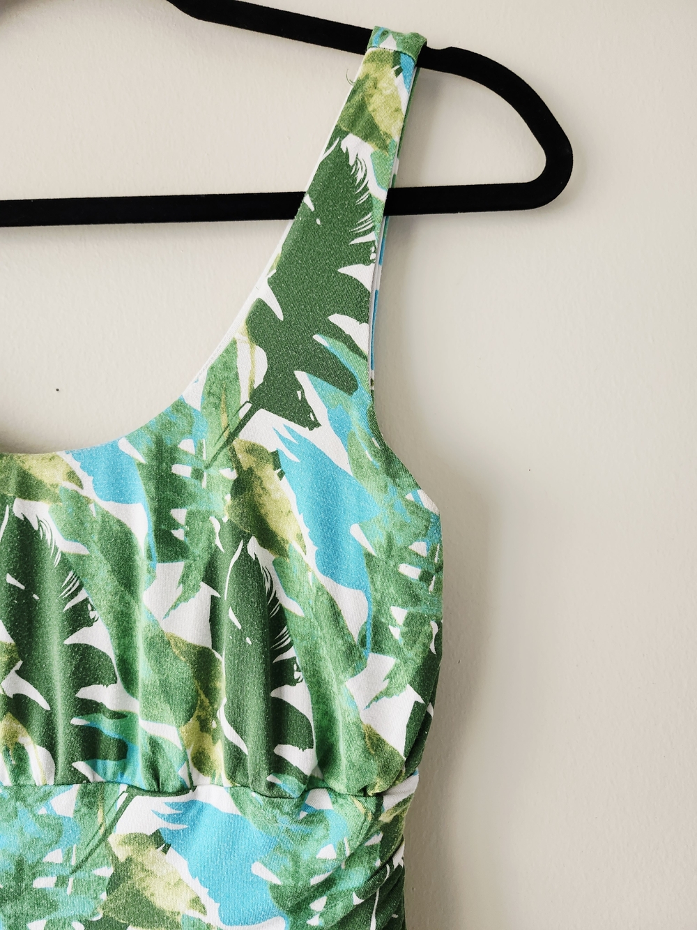 Tropical Palm Maxi Dress with Pockets - Picture 8 of 10